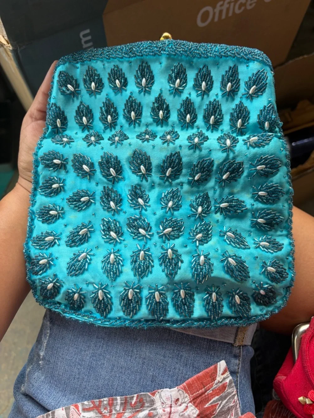 Lite blue beaded purse with clap